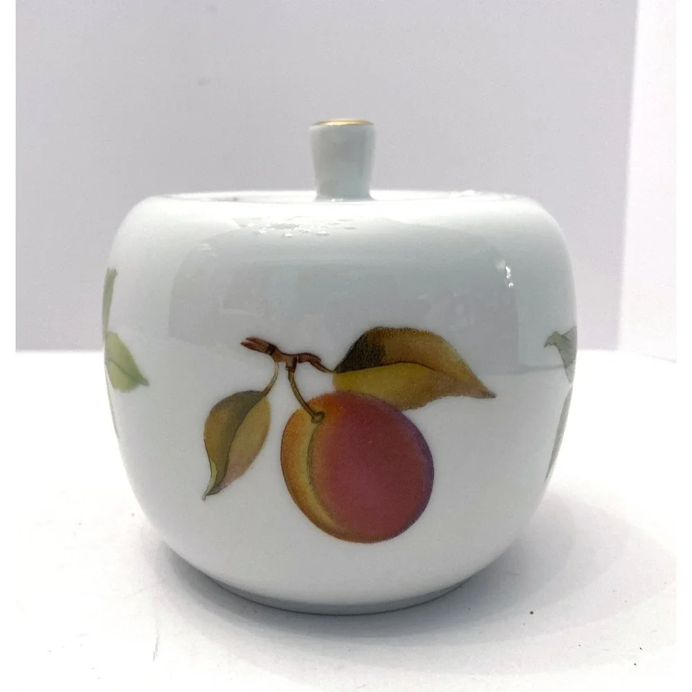 Royal Worcester Evesham Sugar Bowl with Lid Apple Shape Fruit Porcelain White